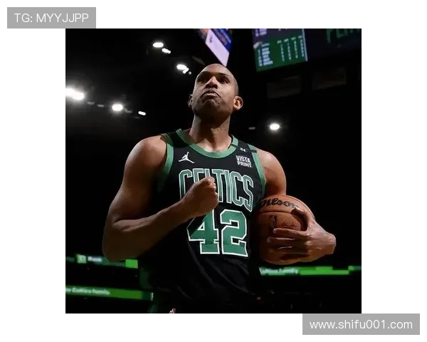 科尔赞霍福德灵活搭配能力助力追梦提升球队表现 科尔赞霍福德灵活搭配能力助力追梦提升球队表现